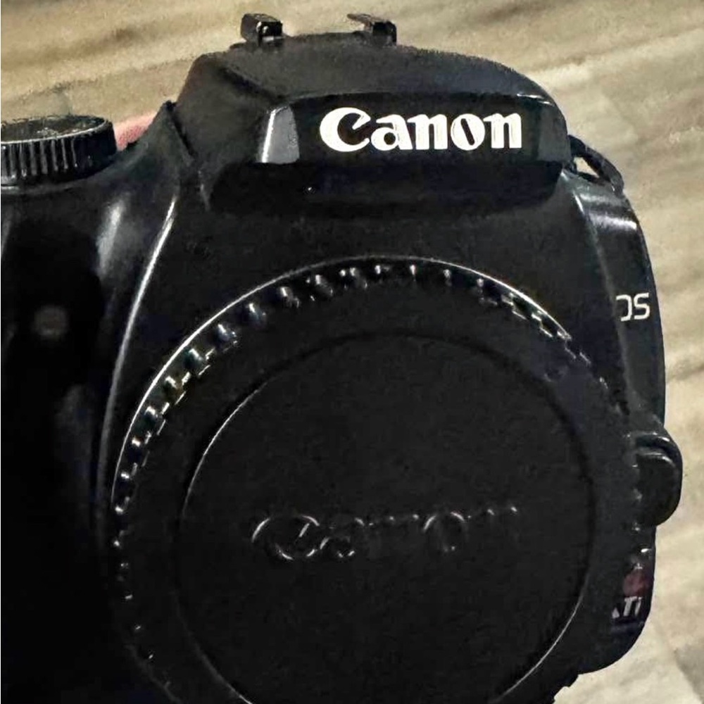 Canon EOS Rebel XTi Digital Camera